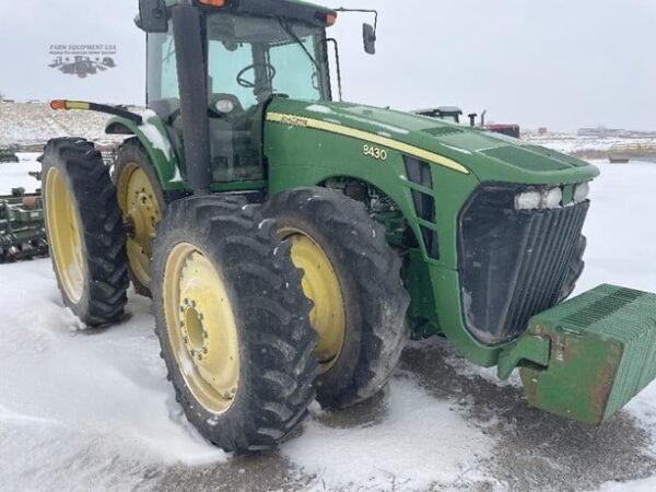 JOHN DEERE 8430 - Image 2